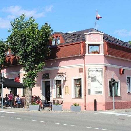 Wellness B&B Winery Sontacchi Kutjevo Екстер'єр фото