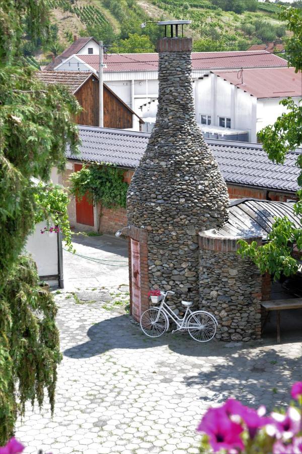 Wellness B&B Winery Sontacchi Kutjevo Екстер'єр фото